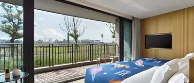 garrya huzhou lucun verse family room