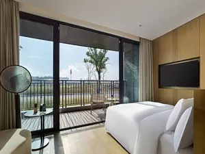 garrya huzhou lucun caring room