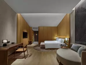 garrya huzhou lucun serene king room