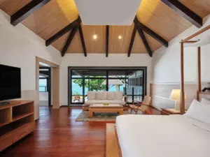Main Bedroom2