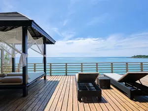 room-Grand-Seafront-Villa-7