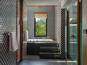 Jacuzi in Two-Bedroom Villa