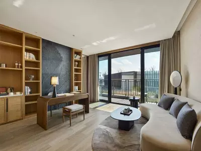 Garrya Suite